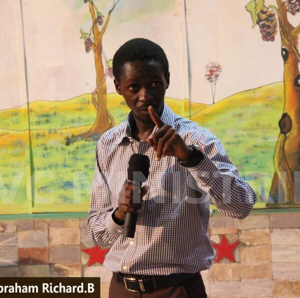 LOVE BEYOND BOARDERS final 600x596